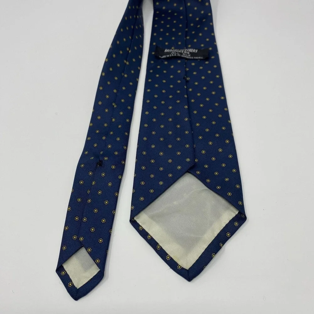 Brooks Brothers Tie Men Blue 100% Silk Necktie Spring Daisy Flower Made in‎ USA